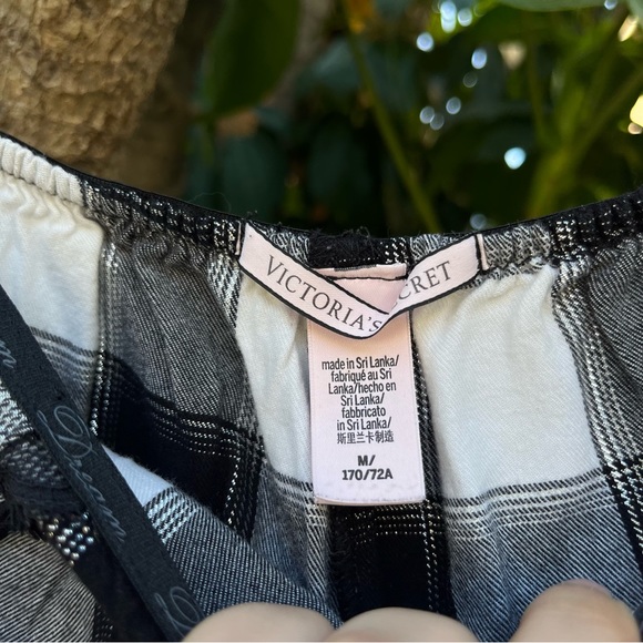 Victoria’s Secret plaid black, grey and white shorts! - Picture 4 of 5